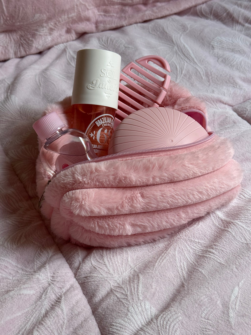 Fur pink