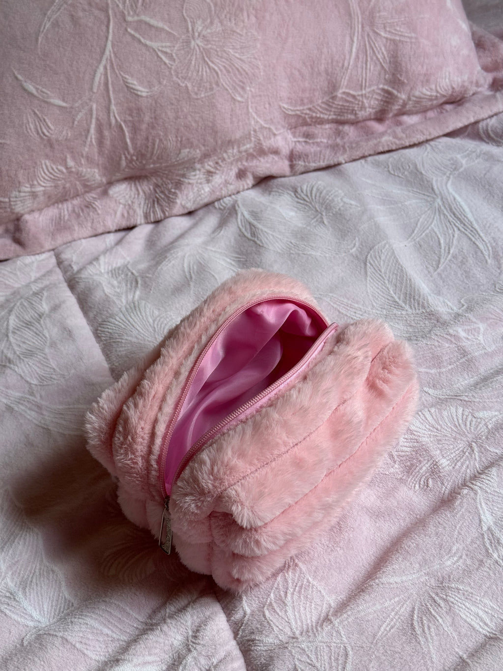 Fur pink