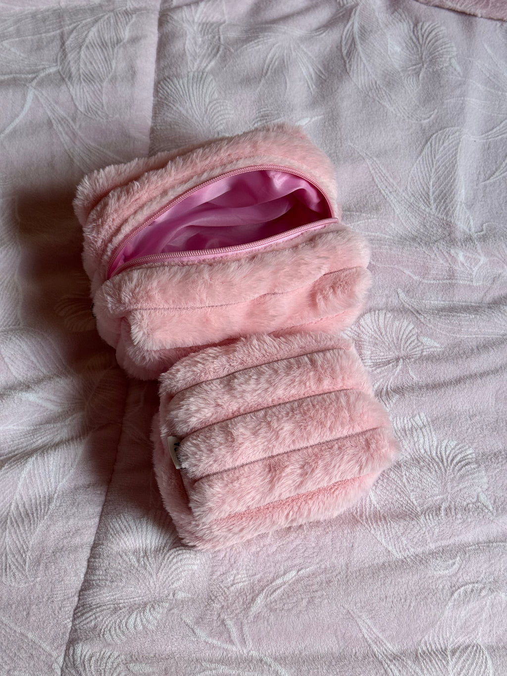 Fur pink