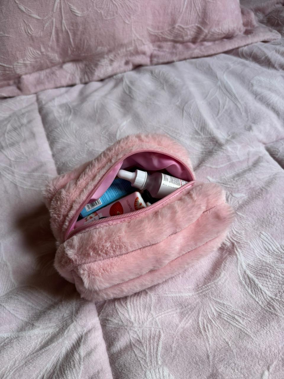 Beauty bag fur pink