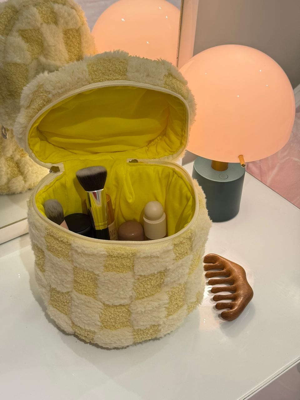 Butter Teddy Beauty box